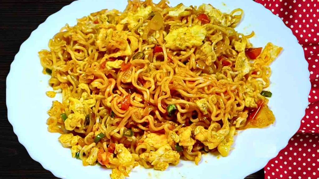 Egg Maggi Noodles Recipe